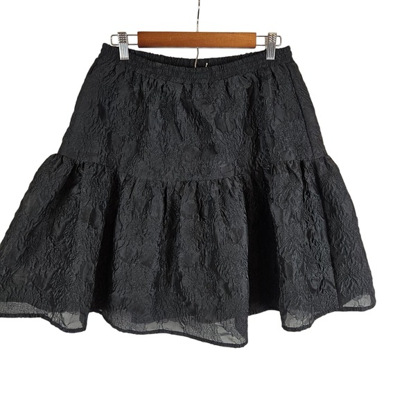 Bardot Dresses & Skirts - Bardot Demi Floral Jacquard Skirt, black, size US 8 /M